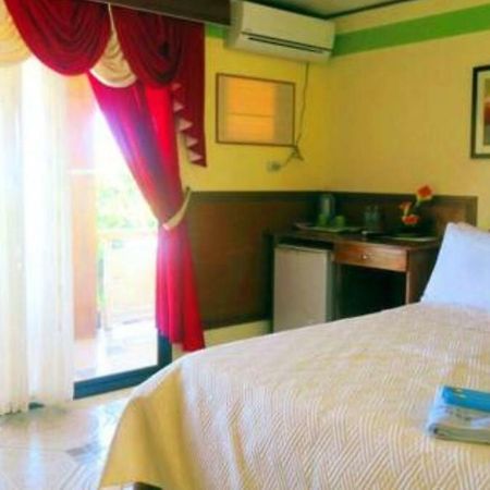Four Seasons Seaview Hotel El Nido Exterior photo