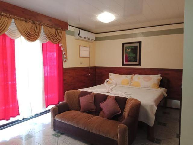Four Seasons Seaview Hotel El Nido Exterior photo
